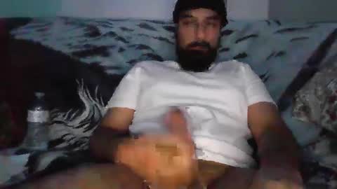 Snapshot of treygillz chatting on 02/21/25, 06:29 TRY GLL online show from 02/21/25, 06:29