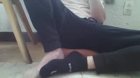 Snapshot of tri4f38 chatting on 09/14/25, 04:17 tri4f38 online show from 09/14/25, 04:17