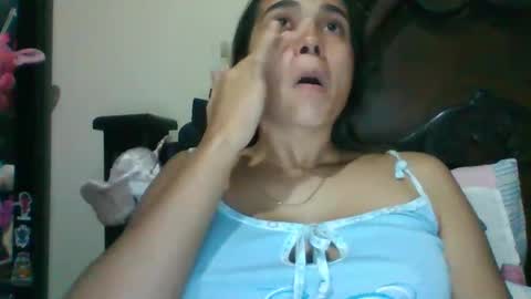 triana_bell online show from 02/19/25, 02:23