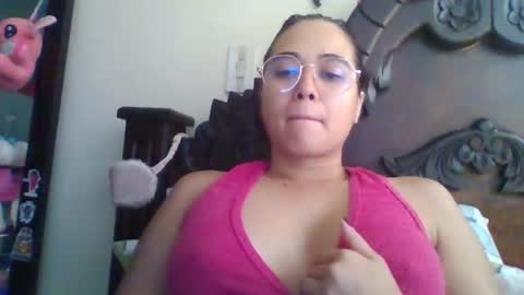 triana_bell online show from 02/24/25, 04:47