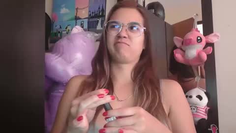 Snapshot of triana_bell chatting on 04/26/26, 04:26 triana_bell online show from 04/26/26, 04:26