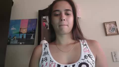 Snapshot of triana_bell chatting on 06/03/26, 04:01 triana_bell online show from 06/03/26, 04:01
