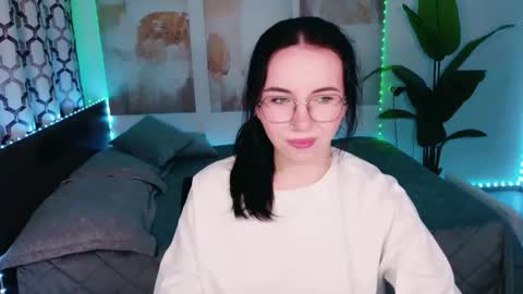 TriciaDaisy online show from 05/10/26, 02:55