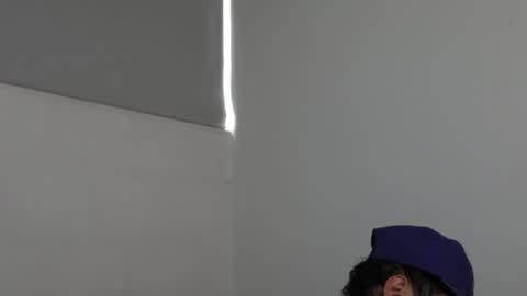 Snapshot of trieone chatting on 12/09/24, 03:33 - trieone online show from 12/09/24, 03:33