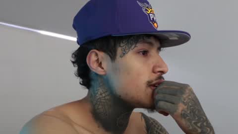 Snapshot of trieone chatting on 12/10/24, 08:27 - trieone online show from 12/10/24, 08:27