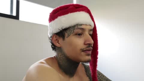 Snapshot of trieone chatting on 12/24/24, 09:55 - trieone online show from 12/24/24, 09:55