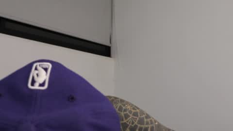 Snapshot of trieone chatting on 01/15/25, 03:11 - trieone online show from 01/15/25, 03:11