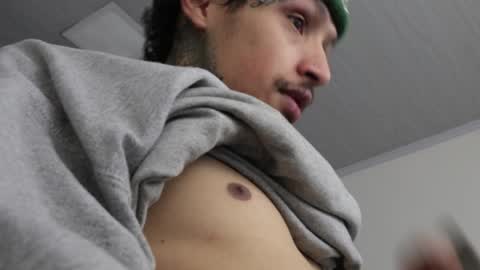 Snapshot of trieone chatting on 01/17/25, 06:57 - trieone online show from 01/17/25, 06:57