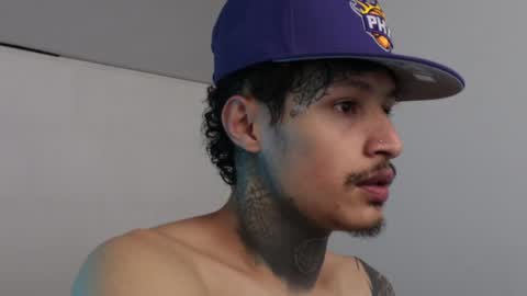 Snapshot of trieone chatting on 02/27/25, 04:20 - trieone online show from 02/27/25, 04:20