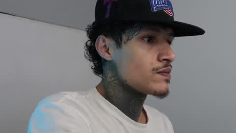 - trieone online show from 03/05/25, 04:13