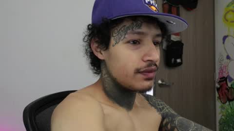 - trieone online show from 02/08/26, 03:04