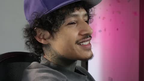 - trieone online show from 04/14/26, 03:18