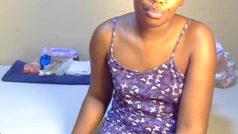 Snapshot of trina_z chatting on 06/18/26, 09:14 trina_z online show from 06/18/26, 09:14