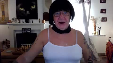 trinity1011 online show from 10/27/25, 07:56