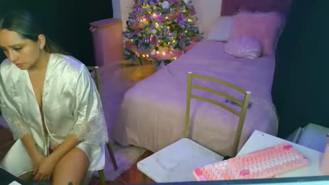 trinitych_ online show from 11/28/25, 03:09