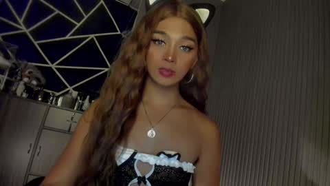 Ms Ella online show from 12/05/24, 02:33