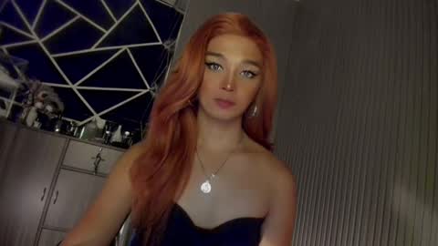 Ms Ella online show from 12/10/24, 01:22