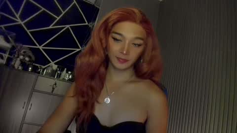 Ms Ella online show from 12/14/24, 08:40