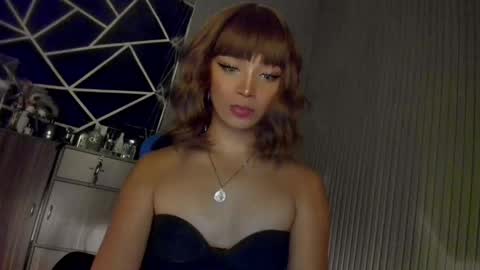 Ms Ella online show from 12/20/24, 02:49