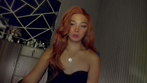 Ms Ella online show from 12/21/24, 01:42