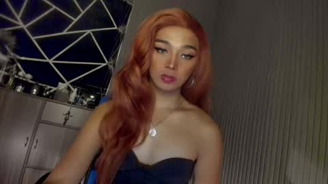 Ms Ella online show from 12/25/24, 12:15