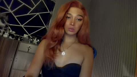 Ms Ella online show from 12/29/24, 07:00