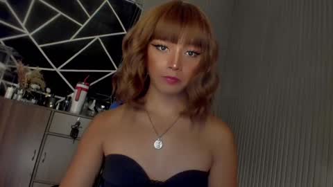 Ms Ella online show from 01/07/25, 03:54