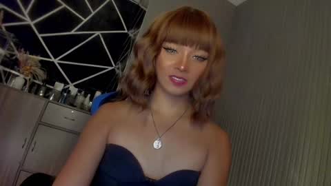 Ms Ella online show from 01/30/25, 11:55