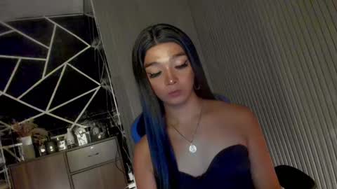 Ms Ella online show from 03/11/25, 03:45