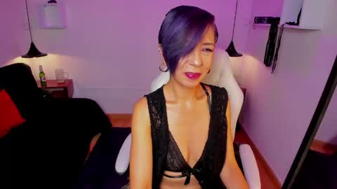 trinityy__ online show from 05/26/26, 08:27