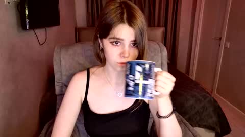 tripleprinces online show from 10/23/25, 02:16