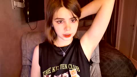 tripleprinces online show from 11/08/25, 04:07