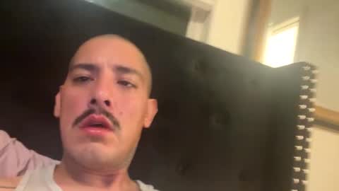 Snapshot of tripod4209 chatting on 09/18/25, 02:57 tripod4209 online show from 09/18/25, 02:57