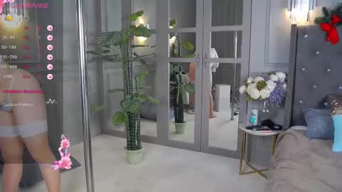 trisha_winslet online show from 12/15/24, 04:48