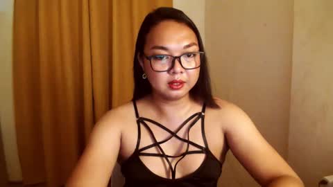 trisha online show from 11/18/25, 10:52