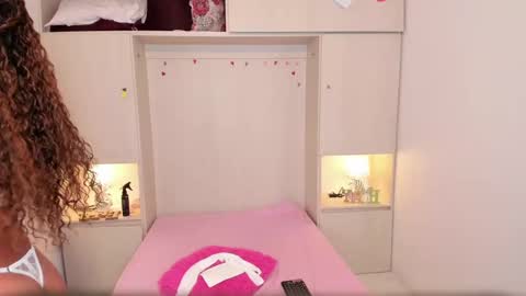 TRISHA online show from 09/21/25, 04:14