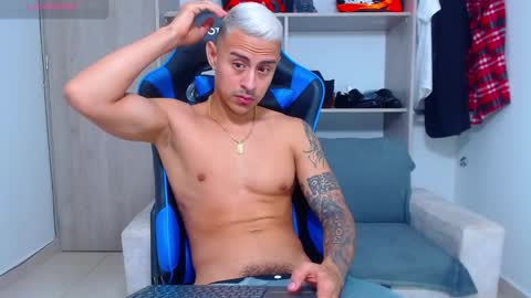 tristan bm online show from 10/07/25, 11:18