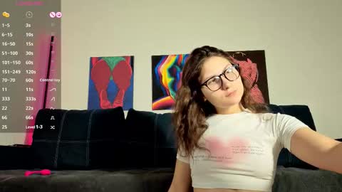 trixibell online show from 10/22/25, 04:46