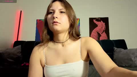 Snapshot of trixibell chatting on 07/02/26, 07:03 trixibell online show from 07/02/26, 07:03