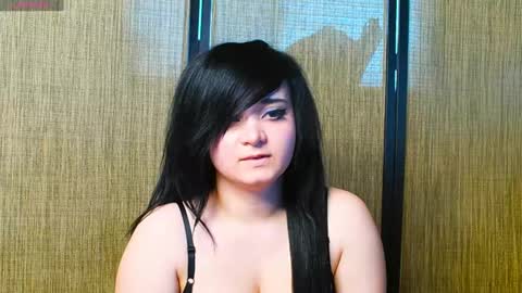 trixiedoescamcam online show from 02/26/25, 07:05