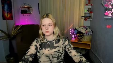 Trixy online show from 04/14/26, 12:11