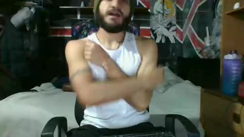 Snapshot of trizquelmen chatting on 02/12/25, 11:51 Andrew online show from 02/12/25, 11:51