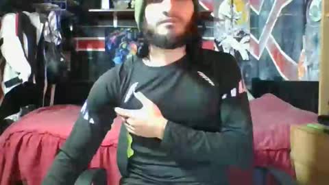 Snapshot of trizquelmen chatting on 11/04/25, 09:47 Andrew online show from 11/04/25, 09:47