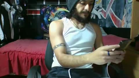 Snapshot of trizquelmen chatting on 11/15/25, 02:31 Andrew online show from 11/15/25, 02:31