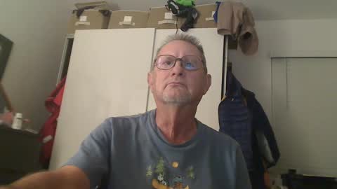 Troffer online show from 10/14/25, 03:40