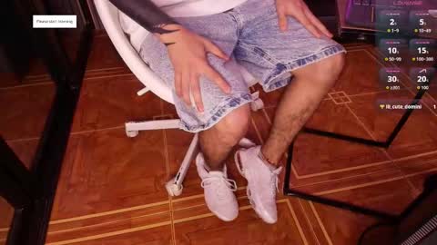 Troy online show from 11/19/25, 07:25