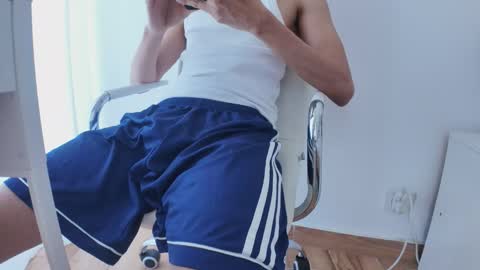 Troy online show from 04/09/26, 10:42