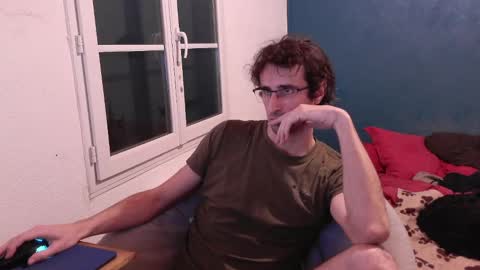 Snapshot of trucdeoufouf chatting on 01/25/25, 05:51 trucdeoufouf online show from 01/25/25, 05:51