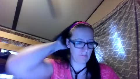 Snapshot of truckerswifetobe chatting on 12/10/24, 08:49 TruckersWifeToBe online show from 12/10/24, 08:49