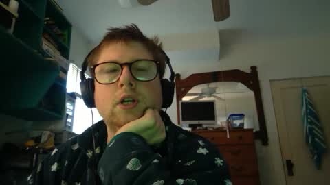 HandicappedLaugher online show from 12/06/24, 03:44